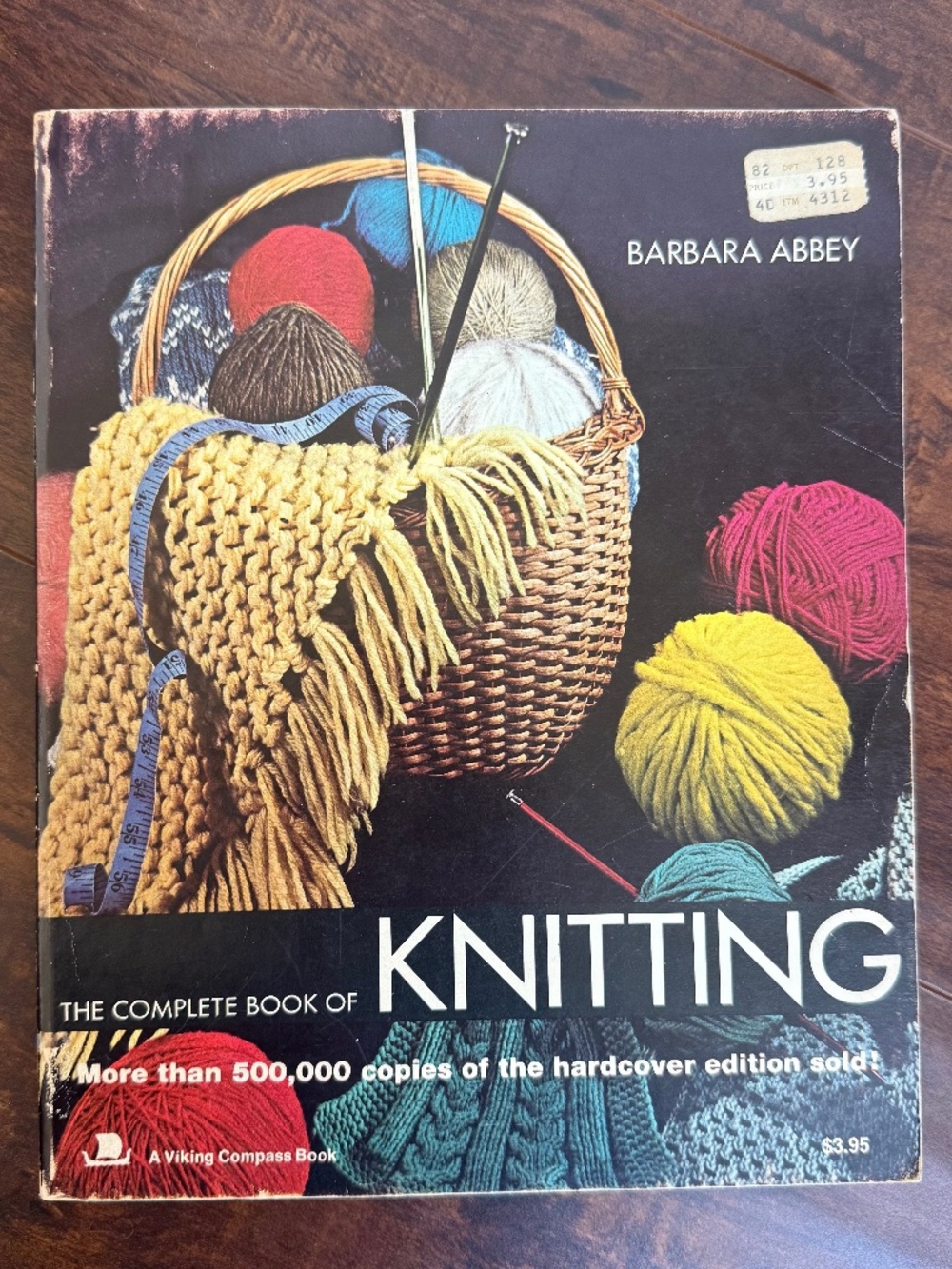 The Complete Book of KNITTING Barbara Abbey Vintage Paperback 1971